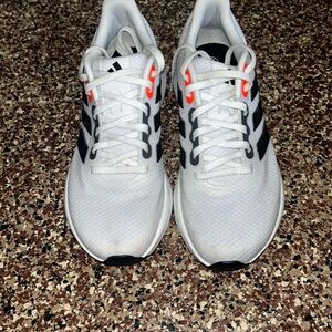 RUNFALCON 3 CLOUDFOAM LOW RUNNING SHOES